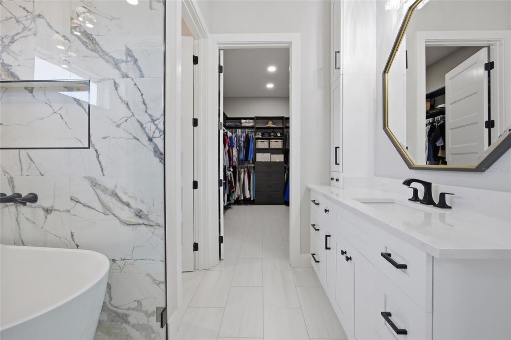 Image 45 of property listing at 9665 SE 61ST TERRACE, Belleview, FL 34420