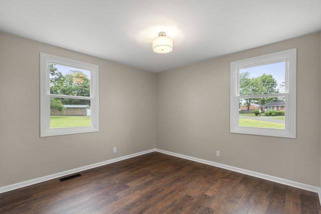 506 Carman Ave, New Johnsonville, TN 37134