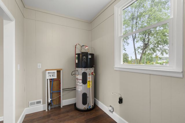 506 Carman Ave, New Johnsonville, TN 37134