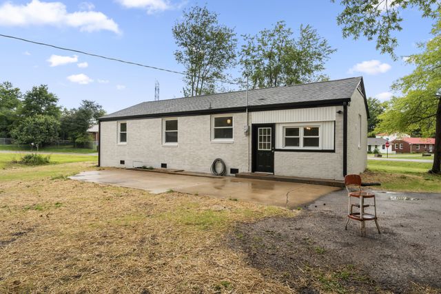 506 Carman Ave, New Johnsonville, TN 37134