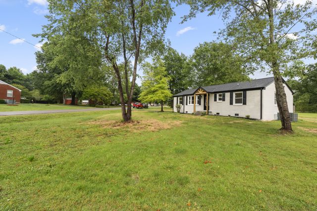 506 Carman Ave, New Johnsonville, TN 37134