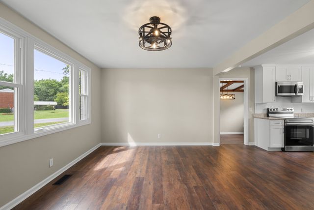 506 Carman Ave, New Johnsonville, TN 37134