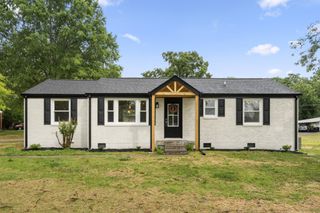 506 Carman Ave, New Johnsonville, TN 37134