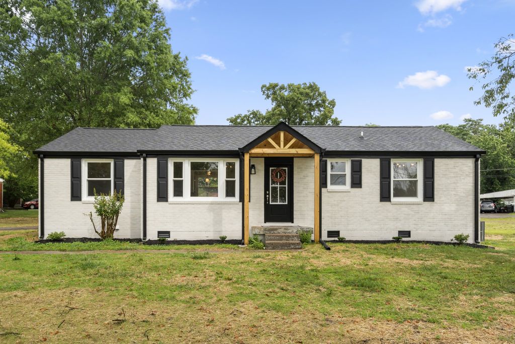 506 Carman Ave, New Johnsonville, TN 37134