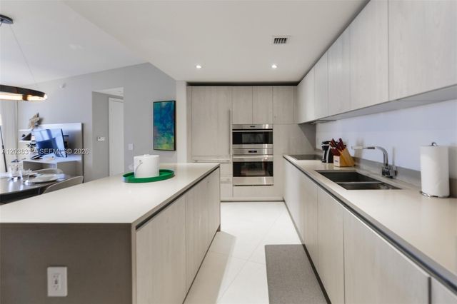 4111 S Ocean Drive 3204, Hollywood, FL 33019