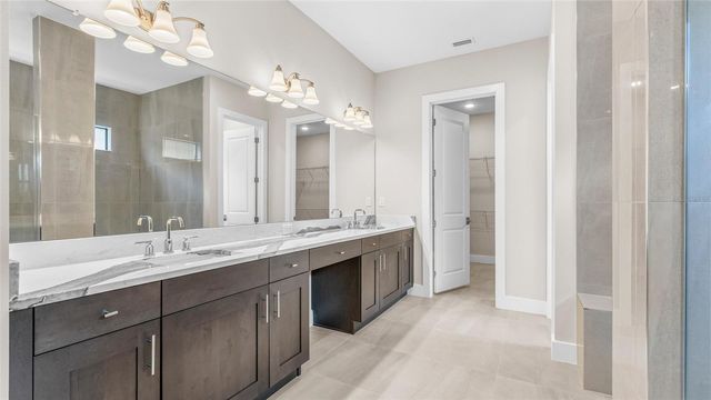 18225 CRESSWIND TERRACE, Lakewood Ranch, FL 34211