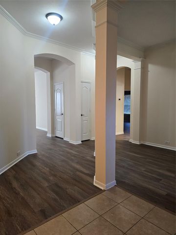 2706 Courtyard Lane, Pearland, TX 77584