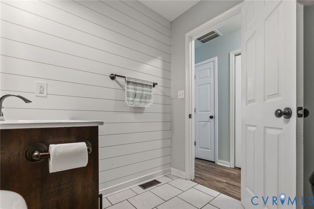 11211 Quaker Rd, Dinwiddie, VA 23841