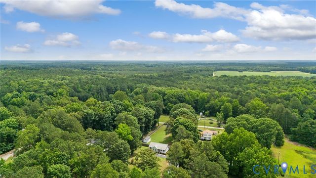 11211 Quaker Rd, Dinwiddie, VA 23841
