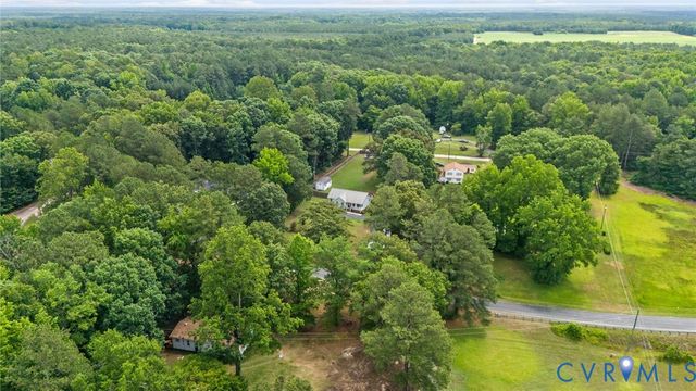 11211 Quaker Rd, Dinwiddie, VA 23841