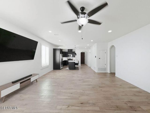 274 Glenlivet Way, El Paso, TX 79928