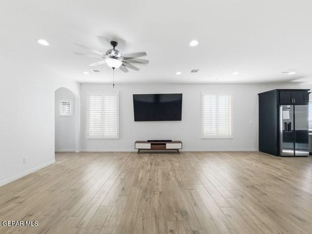 274 Glenlivet Way, El Paso, TX 79928