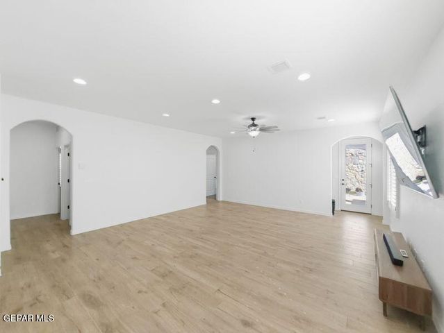 274 Glenlivet Way, El Paso, TX 79928