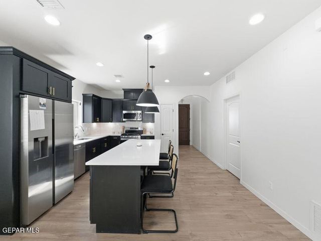 274 Glenlivet Way, El Paso, TX 79928