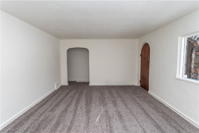 1230 Vine St, Connellsville, PA 15425