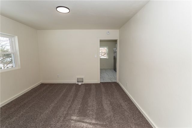 1230 Vine St, Connellsville, PA 15425