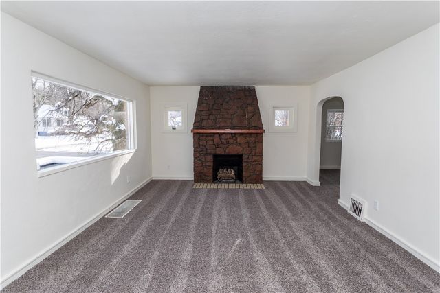 1230 Vine St, Connellsville, PA 15425