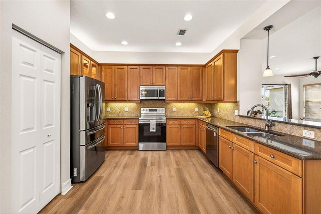 15737 CRYSTAL WATERS DRIVE, Wimauma, FL 33598