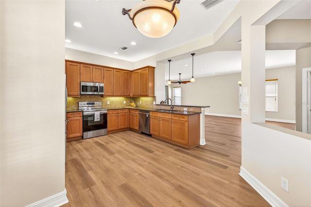 15737 CRYSTAL WATERS DRIVE, Wimauma, FL 33598