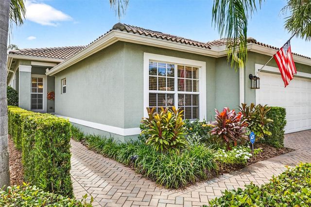 15737 CRYSTAL WATERS DRIVE, Wimauma, FL 33598