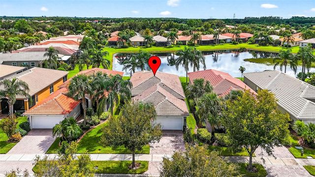 15737 CRYSTAL WATERS DRIVE, Wimauma, FL 33598