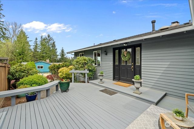 16813 NE 33rd Street, Bellevue, WA 98008