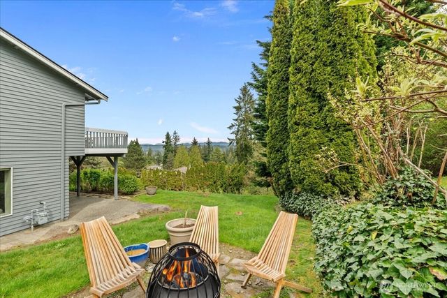 16813 NE 33rd Street, Bellevue, WA 98008