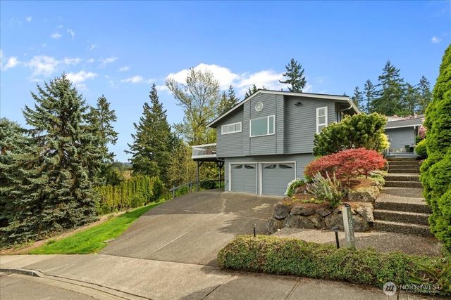 16813 NE 33rd Street, Bellevue, WA 98008