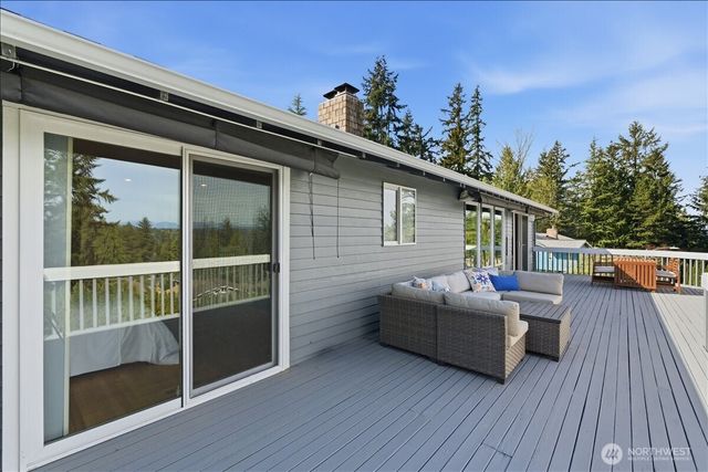 16813 NE 33rd Street, Bellevue, WA 98008