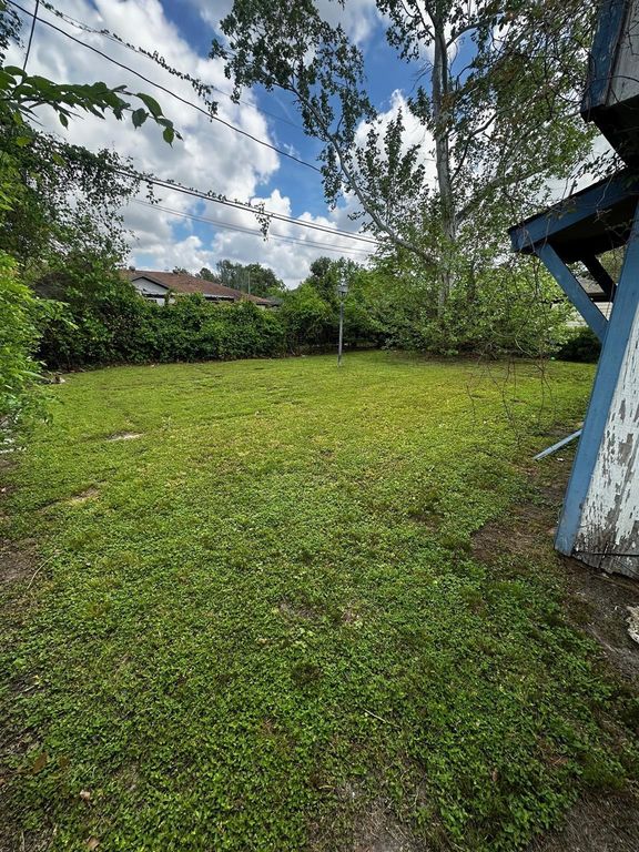 707 E 42nd Street, Houston, TX 77022