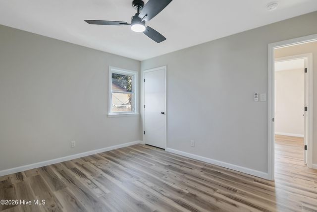 1034 Crayton Circle, Fayetteville, NC 28314