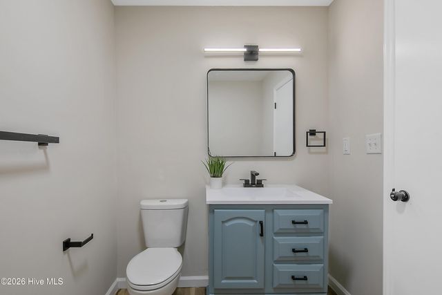 1034 Crayton Circle, Fayetteville, NC 28314