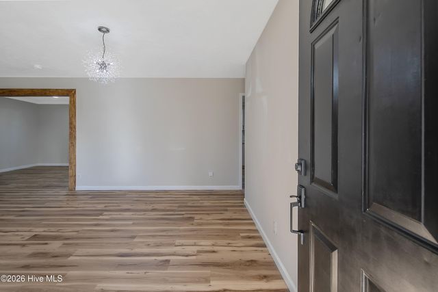 1034 Crayton Circle, Fayetteville, NC 28314