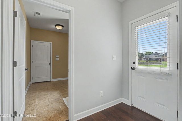 4894 N Terrace Stone Drive, Olive Branch, MS 38654
