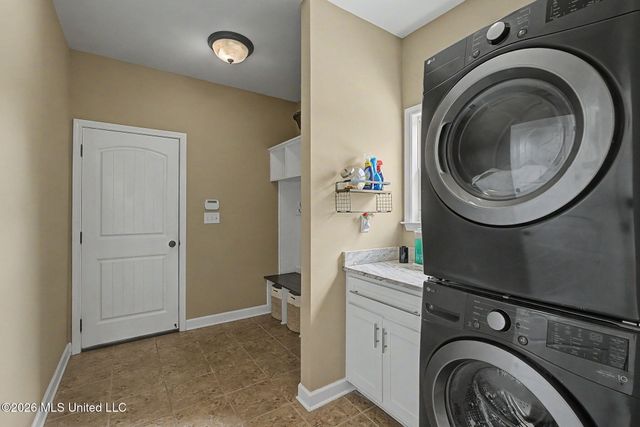 4894 N Terrace Stone Drive, Olive Branch, MS 38654