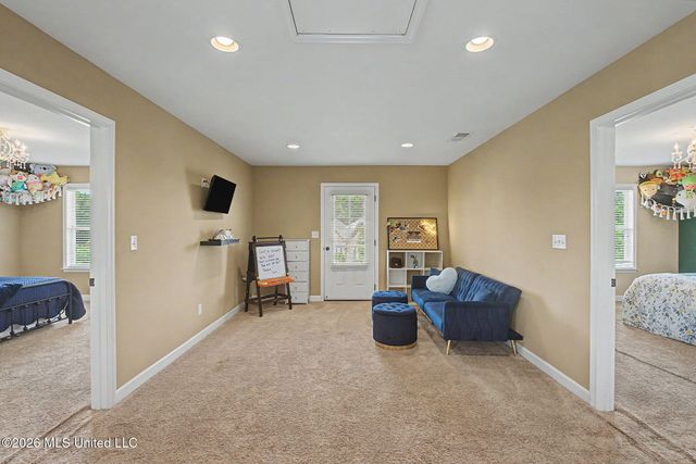 4894 N Terrace Stone Drive, Olive Branch, MS 38654