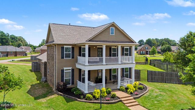 4894 N Terrace Stone Drive, Olive Branch, MS 38654