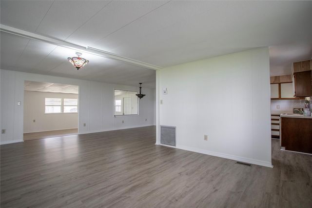 34232 ISLAND DRIVE, Leesburg, FL 34788