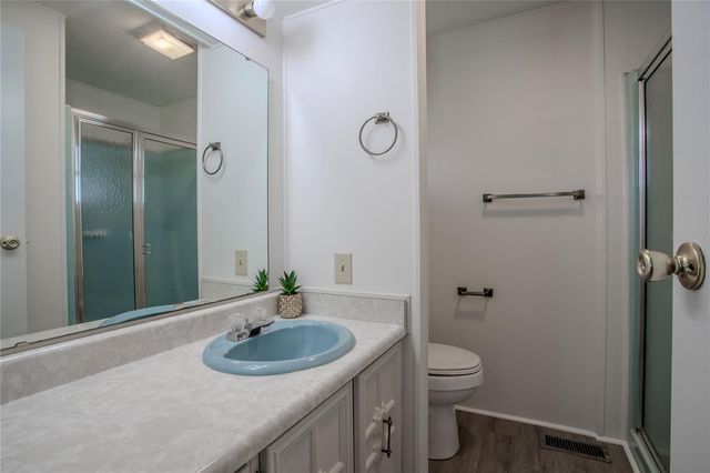 34232 ISLAND DRIVE, Leesburg, FL 34788