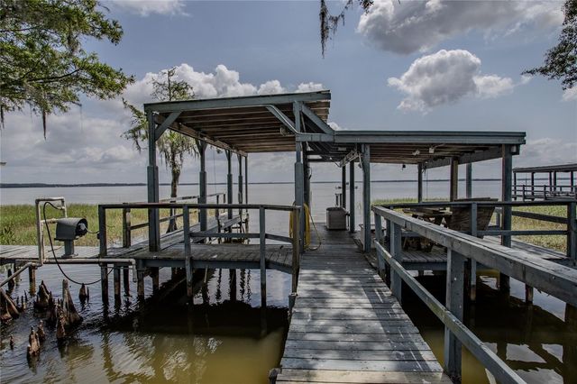 34232 ISLAND DRIVE, Leesburg, FL 34788