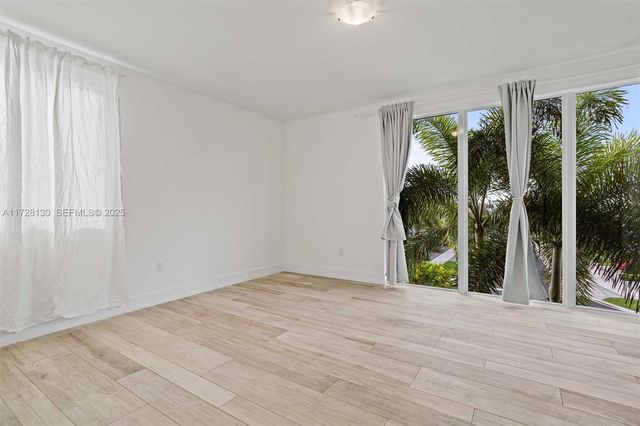 10296 NW 74th Terrace, Doral, FL 33178