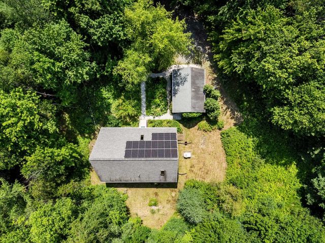 33 Mountain View Road, Temple, NH 03084