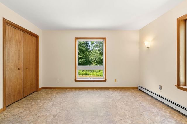 33 Mountain View Road, Temple, NH 03084