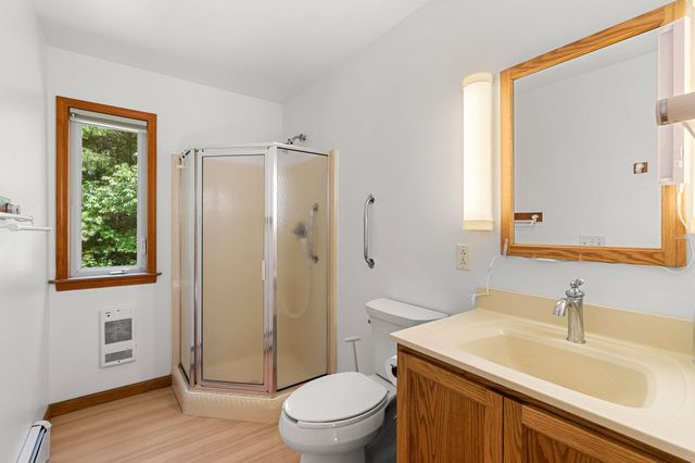 33 Mountain View Road, Temple, NH 03084