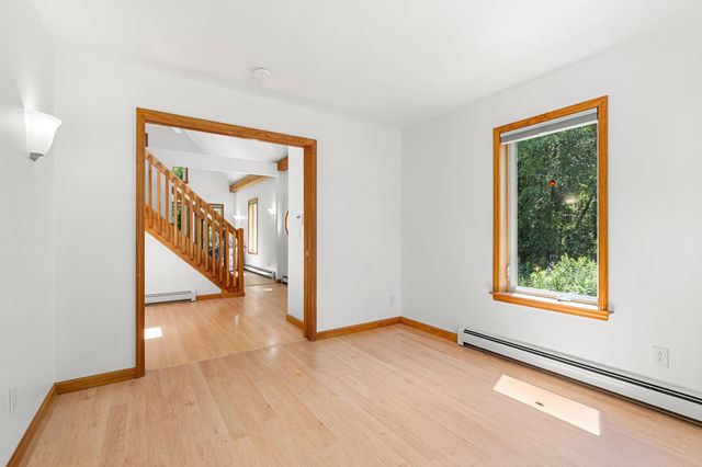 33 Mountain View Road, Temple, NH 03084