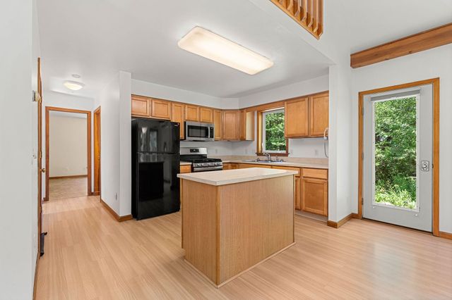 33 Mountain View Road, Temple, NH 03084