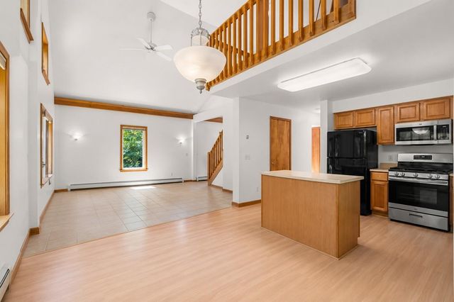 33 Mountain View Road, Temple, NH 03084