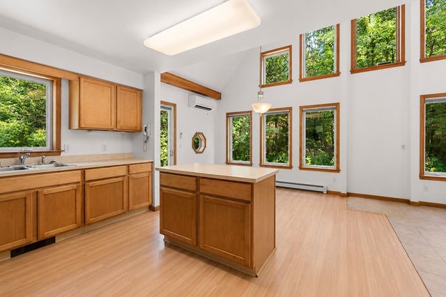 33 Mountain View Road, Temple, NH 03084