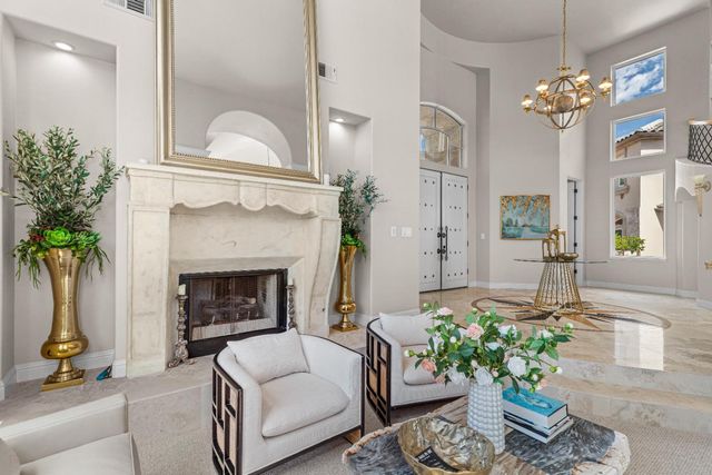 19450 Hidden Lakes Ln, Acampo, CA 95220