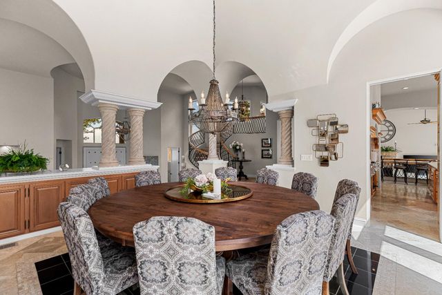 19450 Hidden Lakes Ln, Acampo, CA 95220